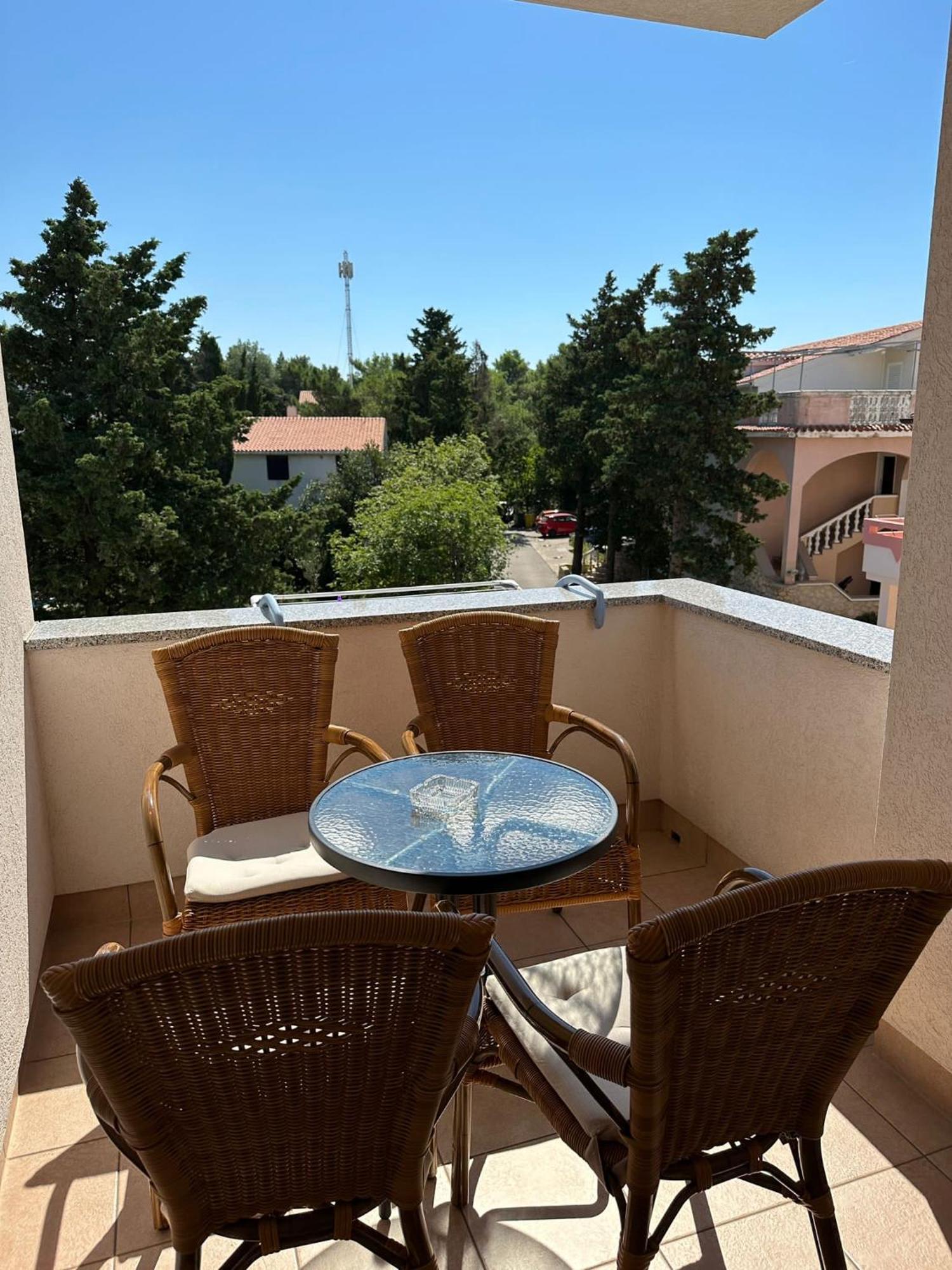 Apartmani Samec Novalja Kültér fotó