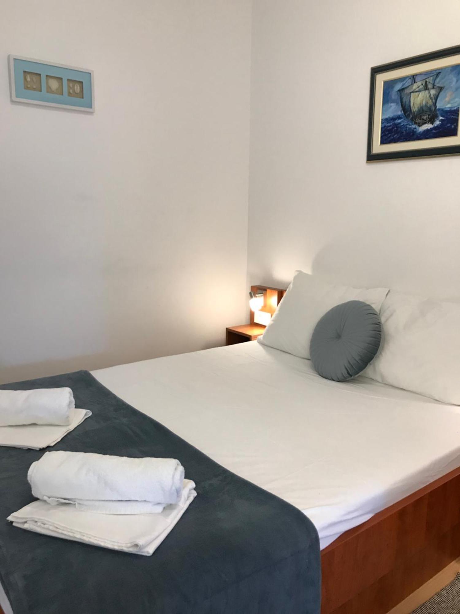 Apartmani Samec Novalja Kültér fotó