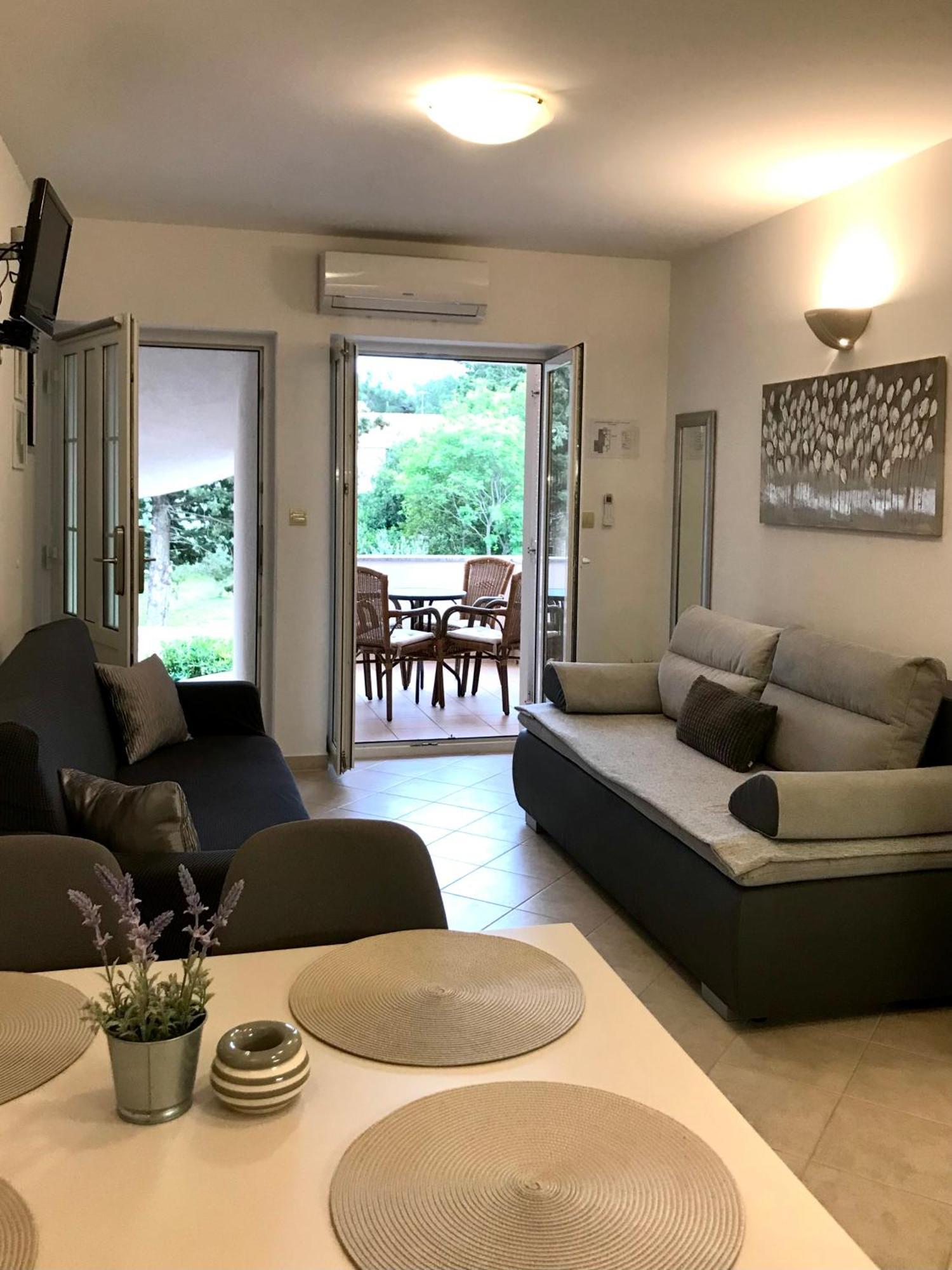 Apartmani Samec Novalja Kültér fotó