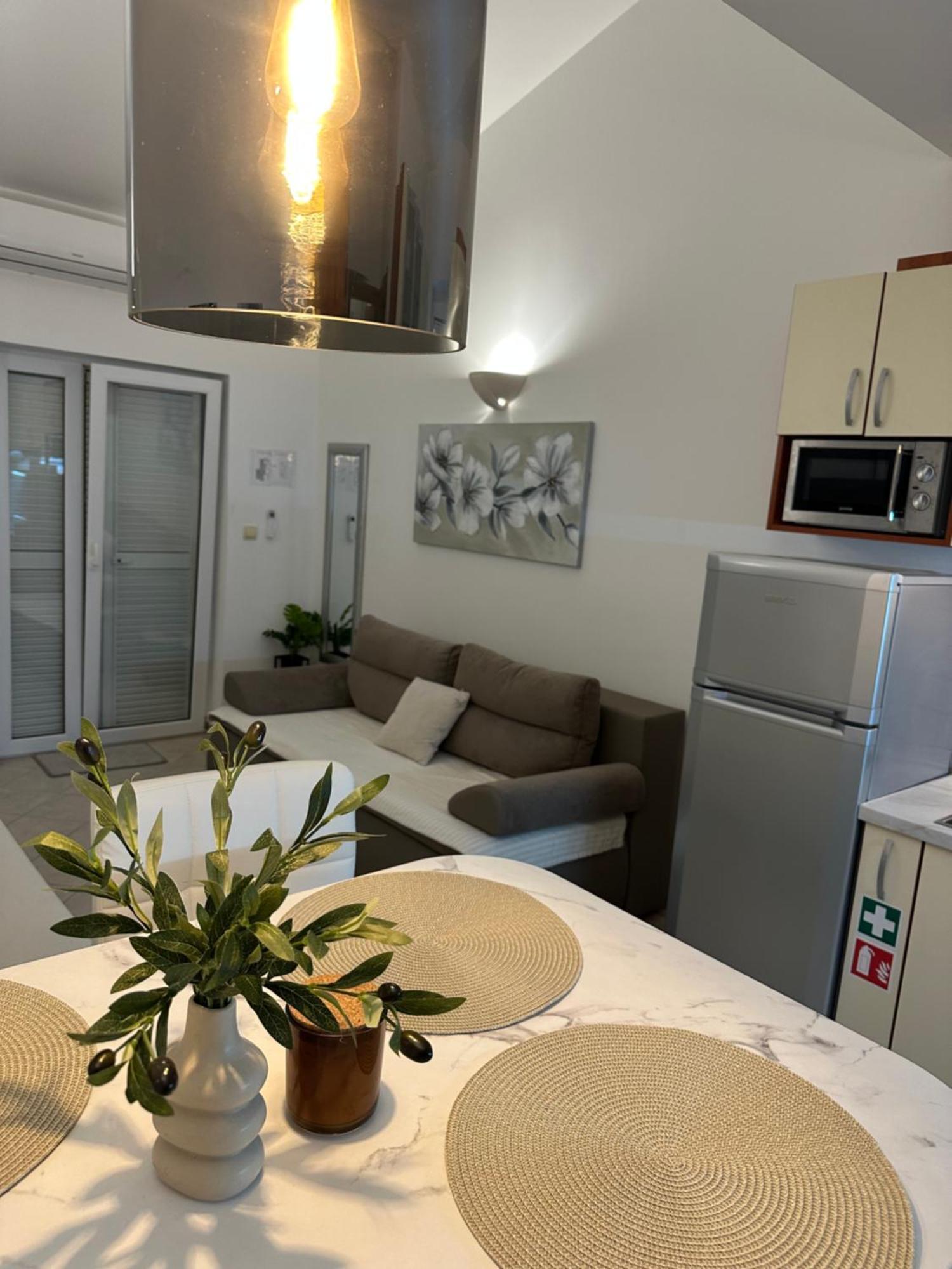 Apartmani Samec Novalja Kültér fotó