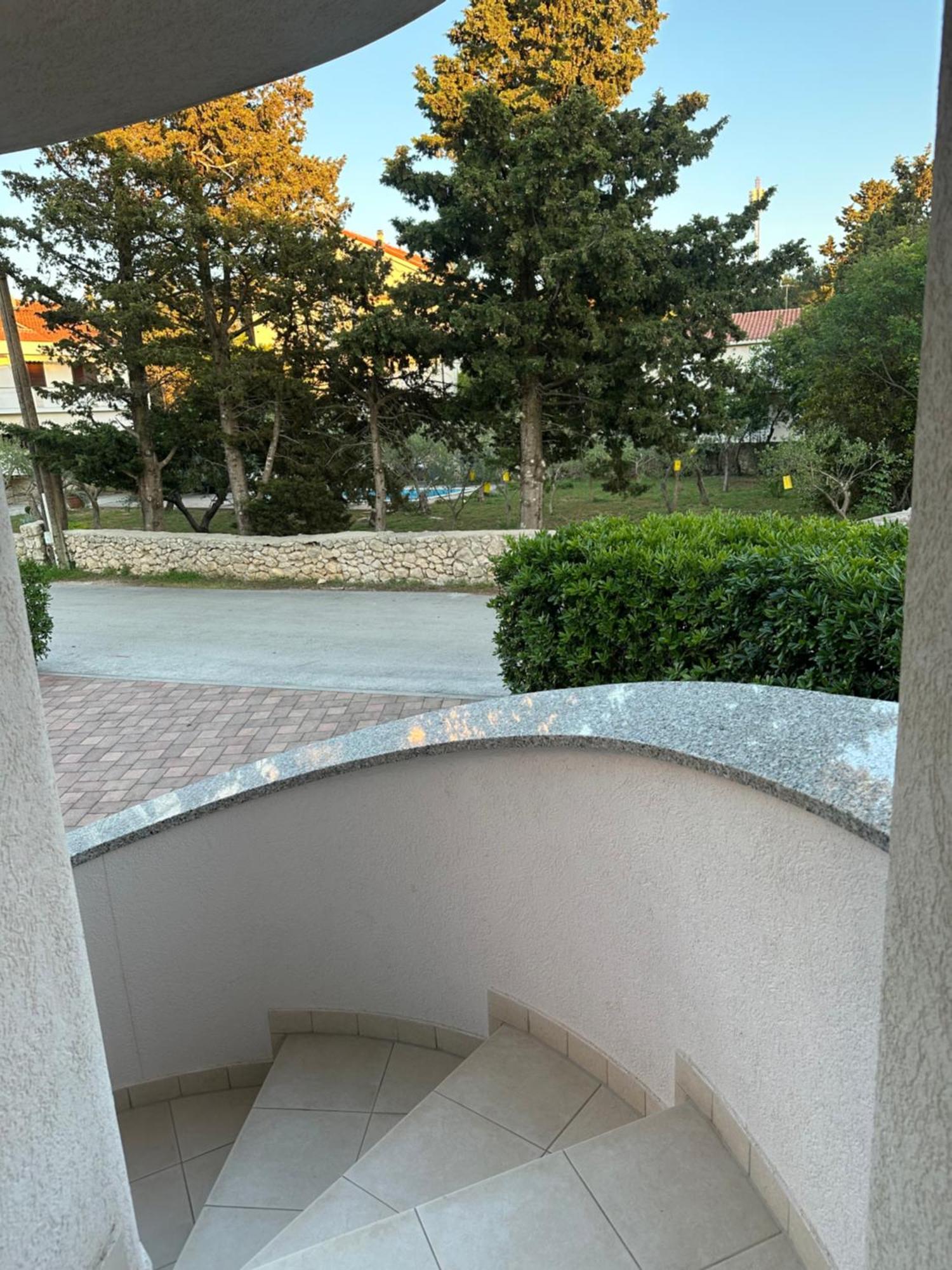 Apartmani Samec Novalja Kültér fotó
